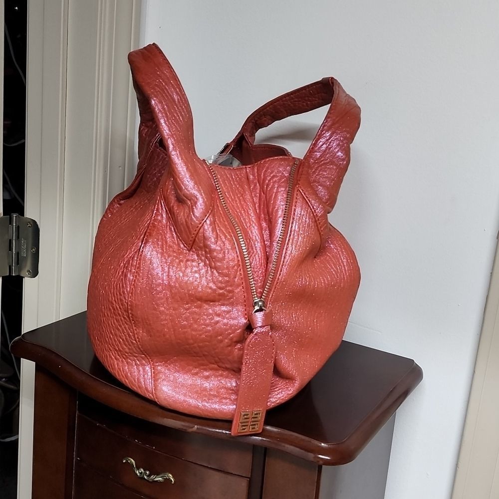 GIVENCHY Hobo Style handbag - Picture 5 of 16